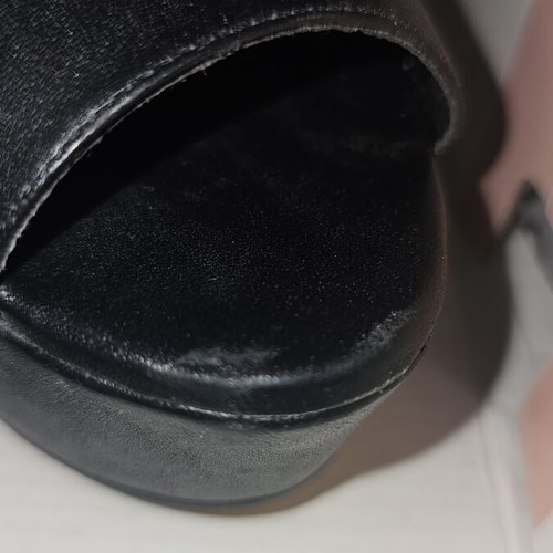 Bozikis Black Handmade High Heel Sandals Size 41 Like New