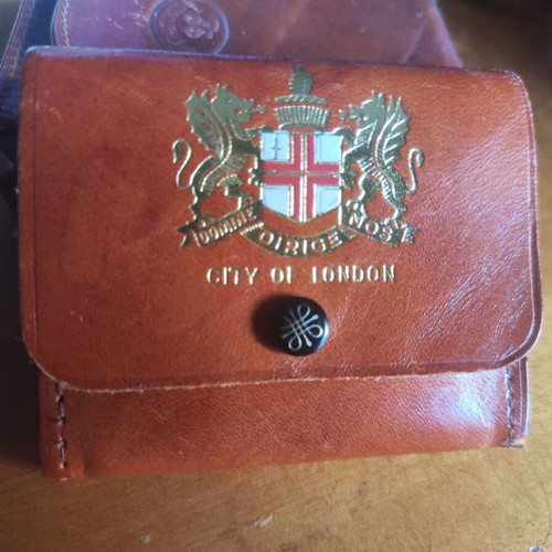 Vintage Squire leather coin wallet City of London, like new