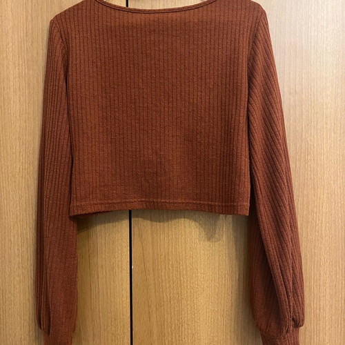 Shein brown ribbed crop top with front twist, like new, size M