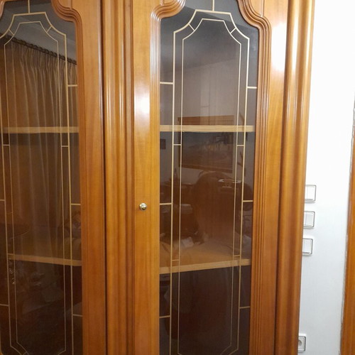 Classic style wooden sideboard and dining table set