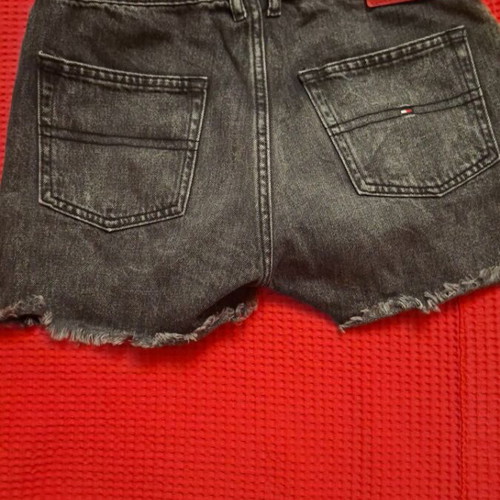 Tommy Hilfiger Girls' Shorts 164 cm black like new