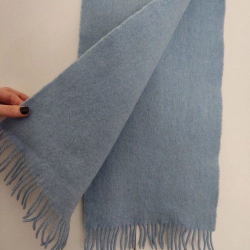 John Hanly scarf used, 30% cashmere 70% wool, blue