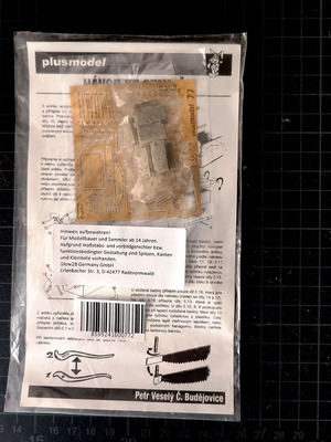 Plus Model 1/35 077 Tool Boxes, Keys and Tools καινούργιο, κομμάτια από ρητίνη και φωτοχαραγμένα