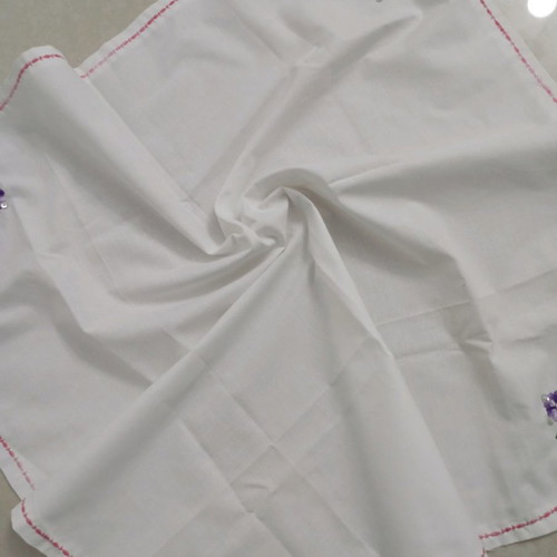 Table runner like new, white with embroidered flowers 61x61 cm