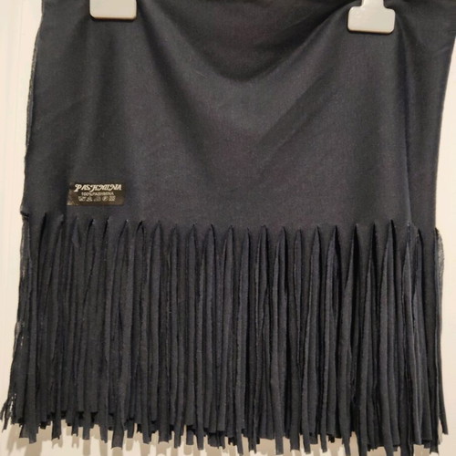 Pashmina with fringes like new, dark blue