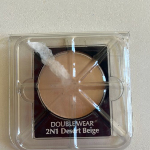 Estee Lauder Double Wear Powder tester like new