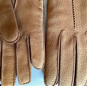 Ιταλικά γυναικεία γάντια, με επένδυση για ζεστά χέρια  και εξαιρετικές λεπτομέρειες ραφής