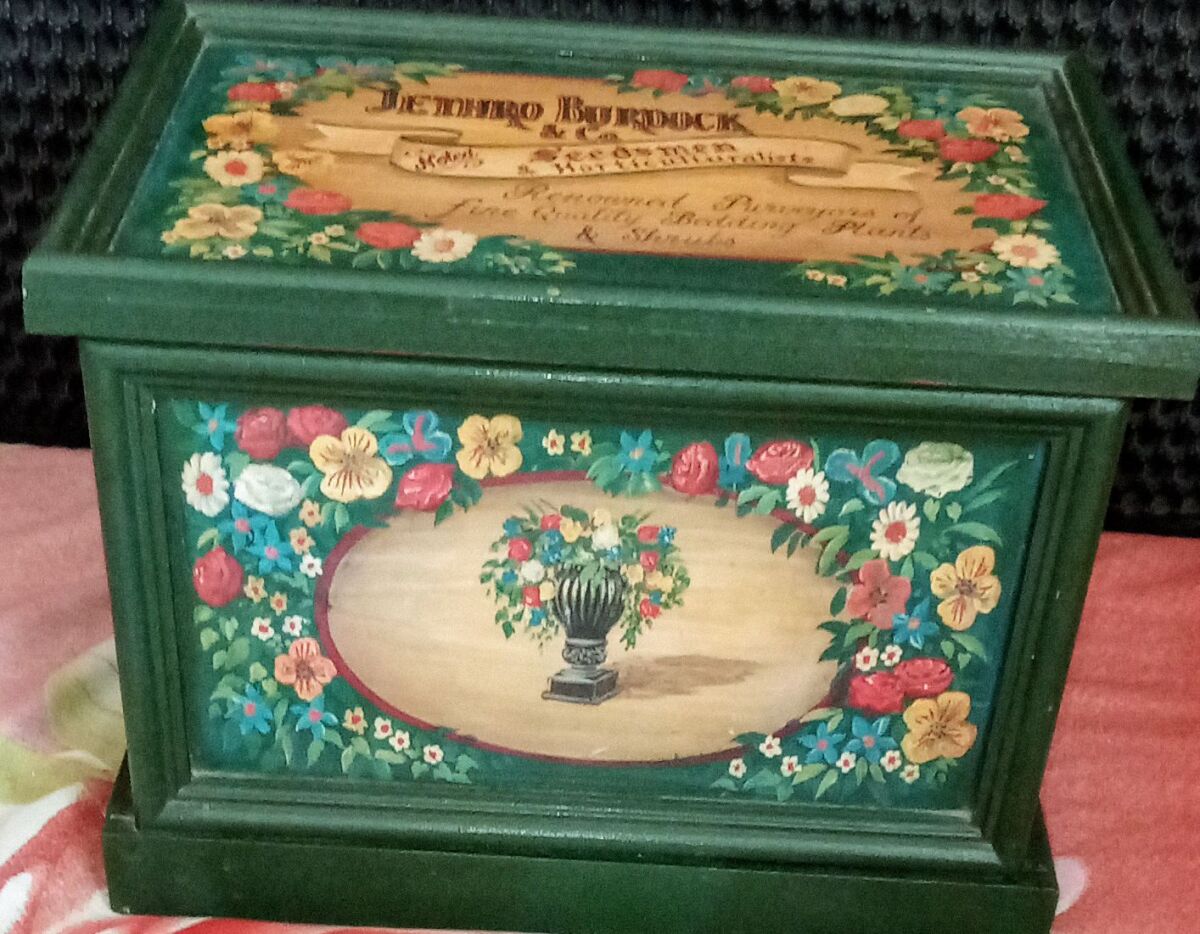 Jethro Burdock storage box used, vintage - € 76,00 - Vendora.cy