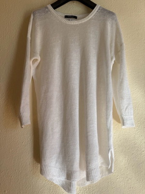 White knitted Mango sweater used, size M, 3/4 sleeve, 100% linen