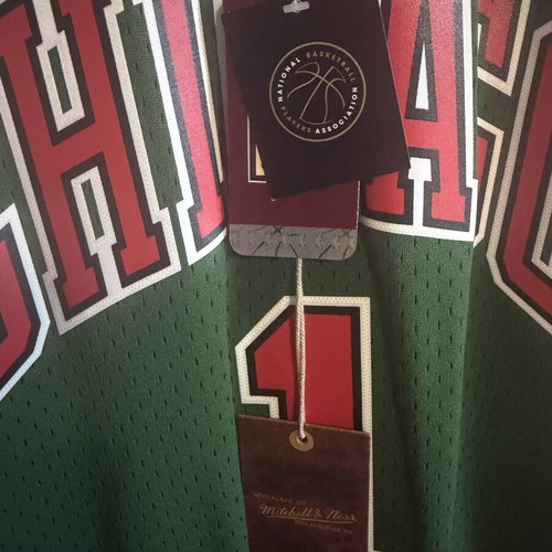 Derrick Rose 2008-09 Chicago Bulls Hardwood Classics jersey, small