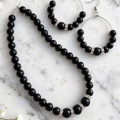 Handmade black jewellery set