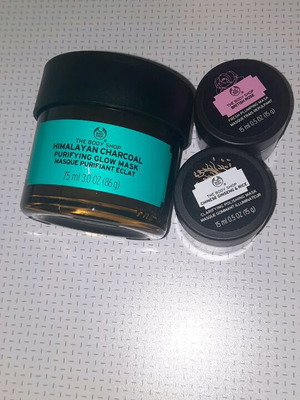 Body shop μάσκες προσώπου σαν καινούργιο, μεγάλη και 2 μικρές συσκευασίες