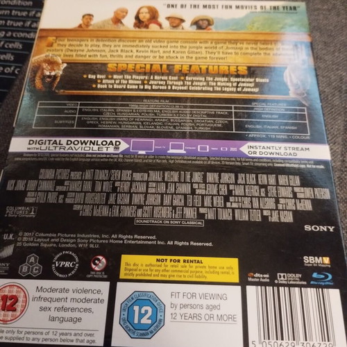 Jumanji Welcome to the Jungle Blu-ray like new