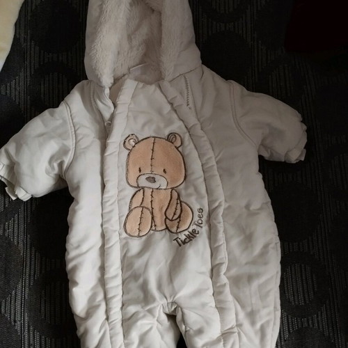 Baby exit suit like new condition