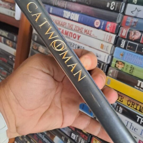 Catwoman DVD used, action adventure with subtitles