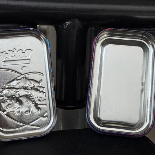 Venusaur Pokemon tin, empty