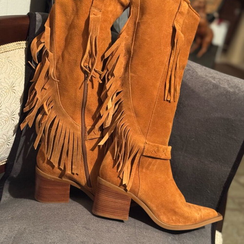 Leather cowboy boots new, fringe, 7cm heel, size 39