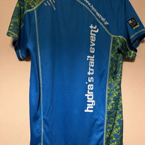 Running shirts new, size M, multicolored