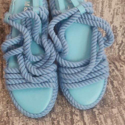 M&M Sandals like new, size 41