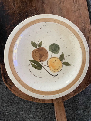 Κεραμικό πιάτο μεταχειρισμένο ζωγραφισμένο στο χέρι