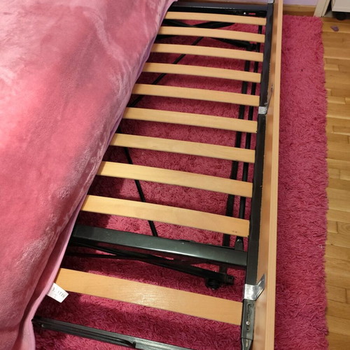 Single bed frame with folding mechanism to double bed