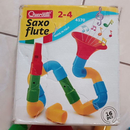 Quercetti Saxoflute plastic children's toy used, 16 pieces