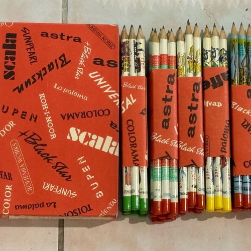 Vintage box with 72 pencils from the 90s, like new