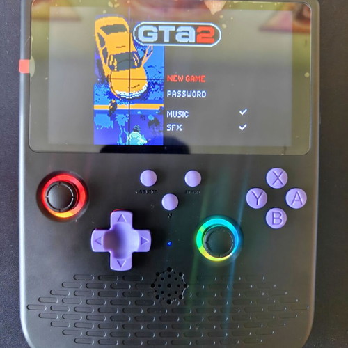 H5 Titan Console 5-inch screen, 22000 games, 34 emulators, black with purple buttons