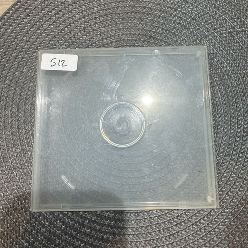 Plastic CD cases used, pack of 25 pieces