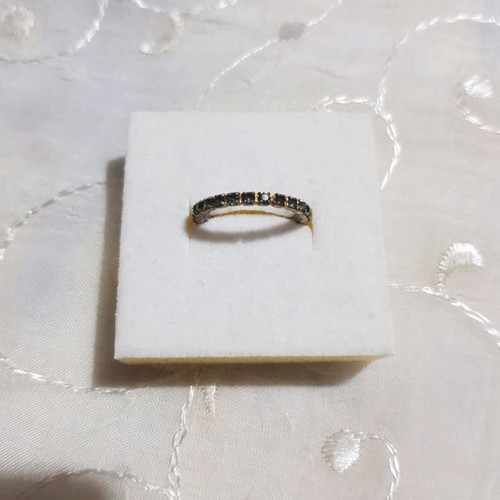 Ring with black zircon used