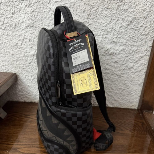 Sprayground Sharks In Paris Lightshow Backpack like new, limited edition