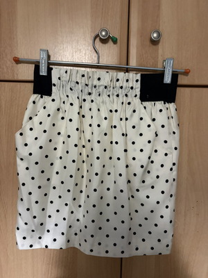 Zara satin polka dot mini skirt like new, size small