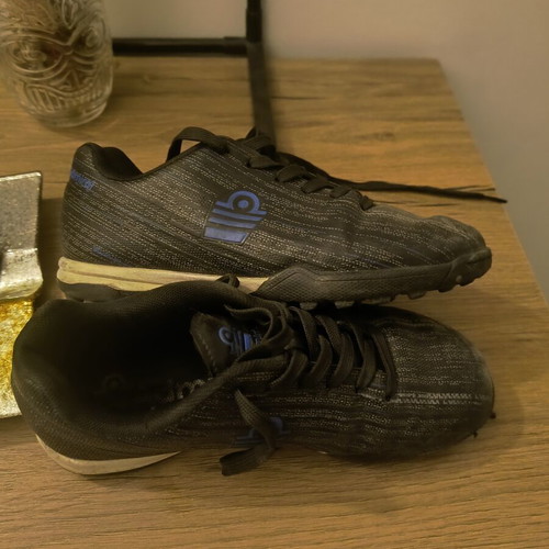 Admiral football shoes like new, size 33, black