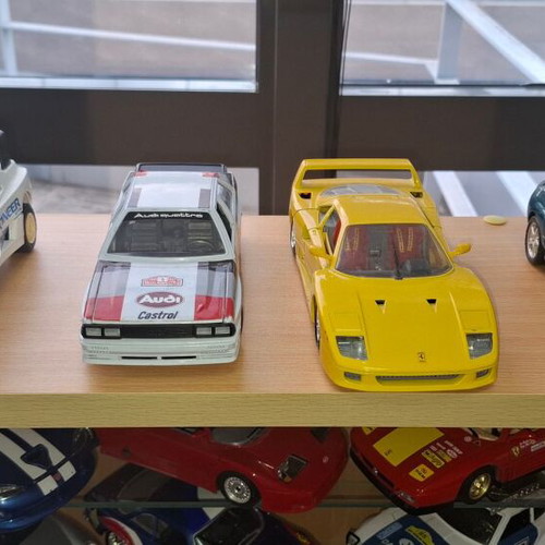 Car model collection 1:24 scale, 54 pieces, metal