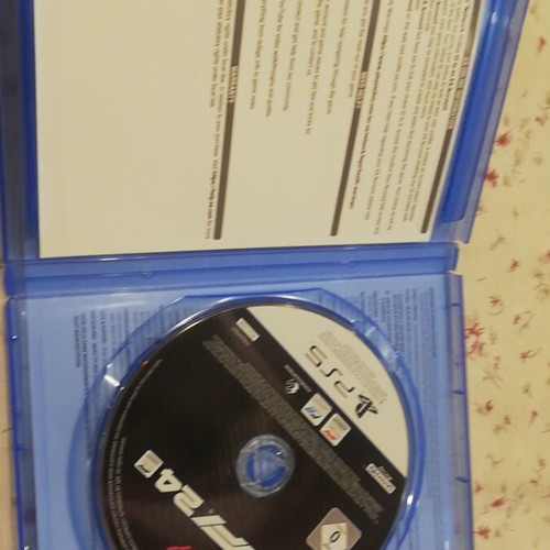 F1 24 PS5 game like new