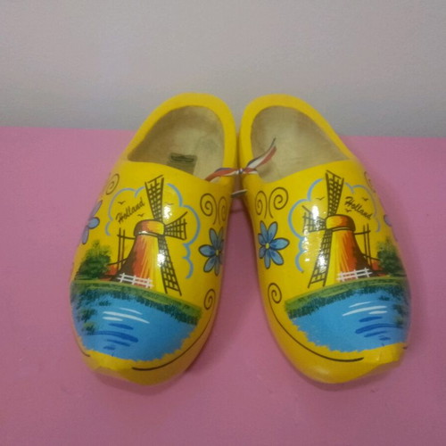 Holland decorative wooden shoes like new