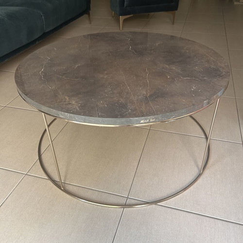 Istikbal coffee table, diameter 83cm, minor top defect