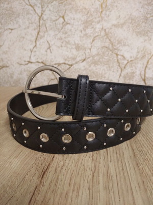 Tally Weijl women's belt like new, black and silver, size 75