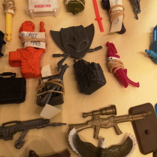 Gijoe weapon lot, 42 pieces
