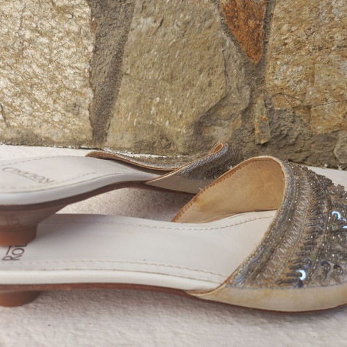 Vintage flat mules new, white and brown