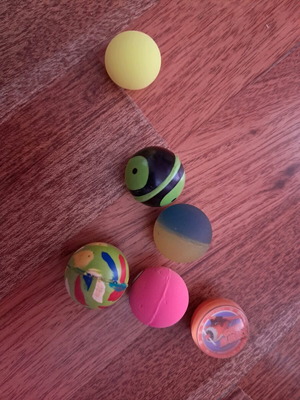 Crazy balls like new, pack of 6 pieces
