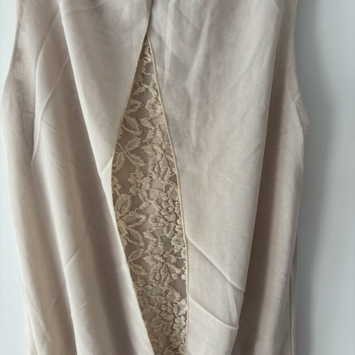 Women's beige dress like new, size S, short