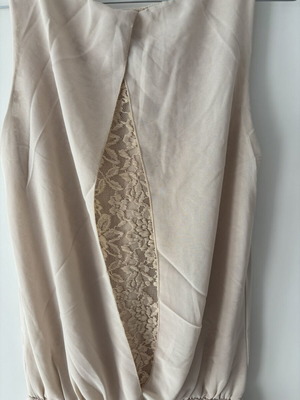 Women's beige dress like new, size S, short