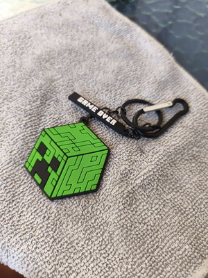 Μπρελόκ Minecraft καινούργιο, μαύρο και πράσινο