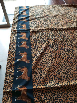 Pareo new, fine fabric like silk, very chic