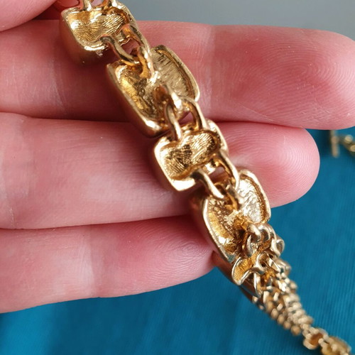 Anne Klein vintage choker necklace used, gold tone