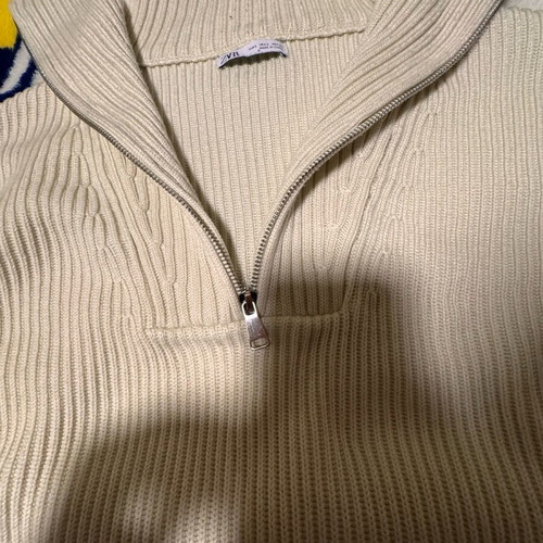 Zara men's sweater size L like new, cream with zipper