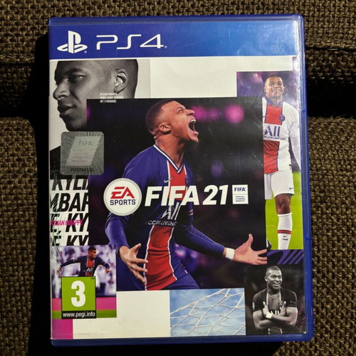 FIFA 21 game for PS4 used without scratches