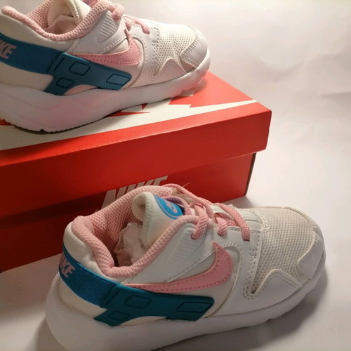 Nike Kids Sneakers LD Victory EU27 like new, white multicolor