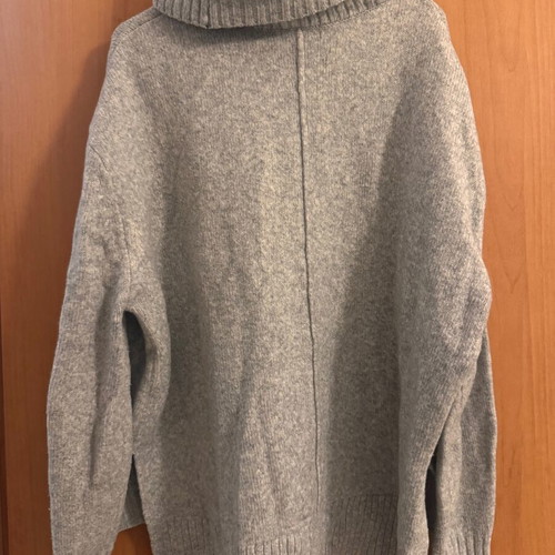 H&M Grey Turtleneck Sweater Like New